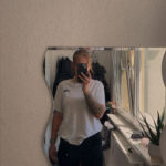 Fußbilder und Nacktbilder