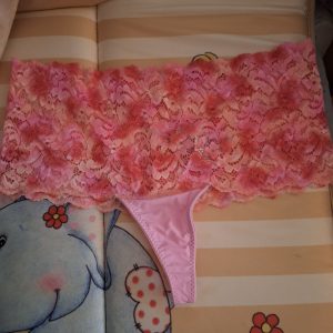 Ein pinker duftender Panty