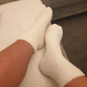 1 Paar Socken = 15€ Versand kostenlos