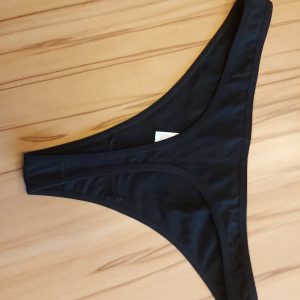 Schwarzer Inside Tanga aus Baumwolle