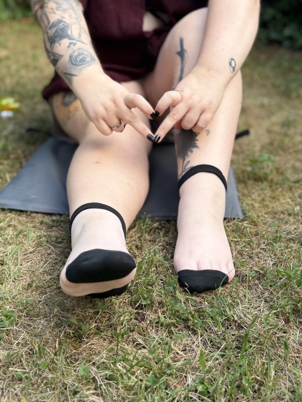 Little black Nylonstrümpfe