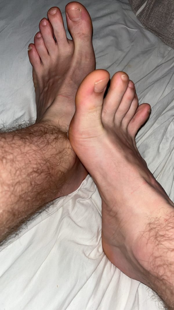 Spoil Your Piggy Side – Dominant Male Feet