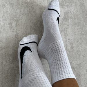 Getragene weiße Sportsocken – 2 Tage getragen, authentisch & einzigartig