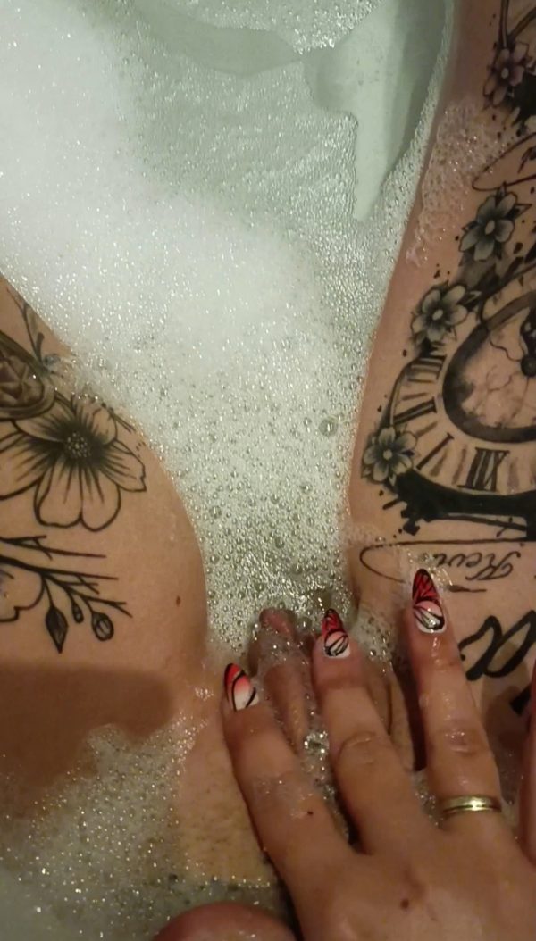 Natursekt Video in der Badewanne, Nahaufnahme️️️
