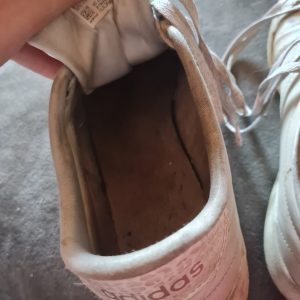Für Kenner: Adidas Sneakers in 41 – Duft für die Sinne