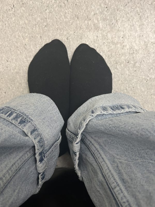 Schwarze Baumwollsocken – intensiv getragen