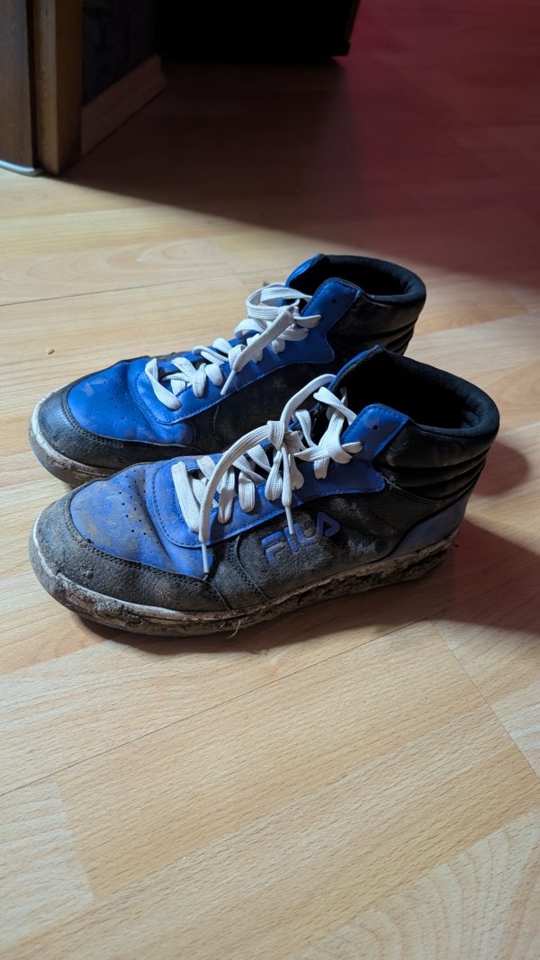 Schwarz blaue FILA high top Sneaker gebraucht