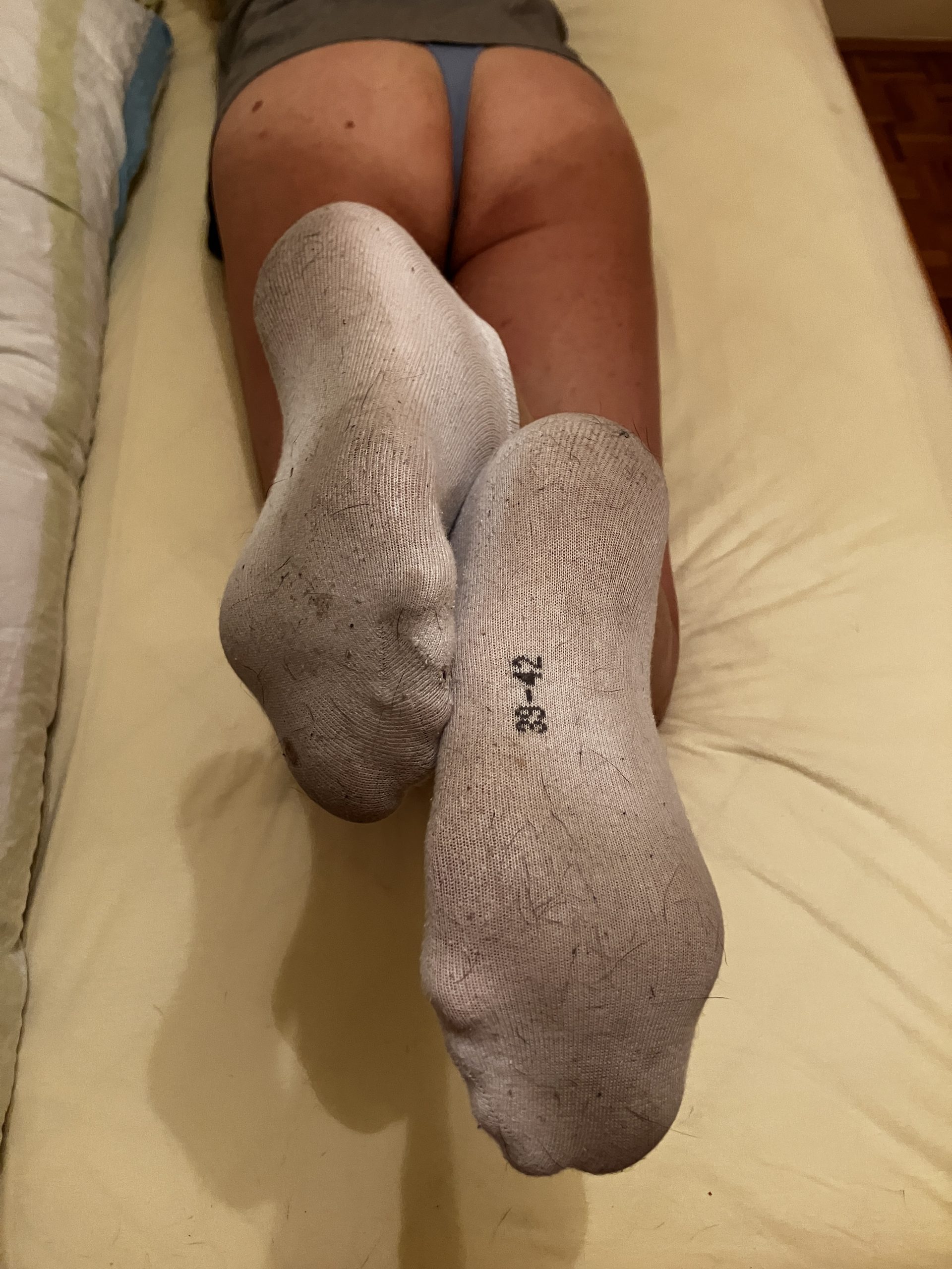 Getragene Söckchen, Gr 42 nach Sport