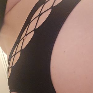 Schwarzer String Fishnet optik