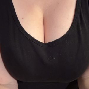 Meine Titten im BH nur für dich!