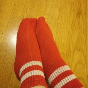 Rote Tennissocken