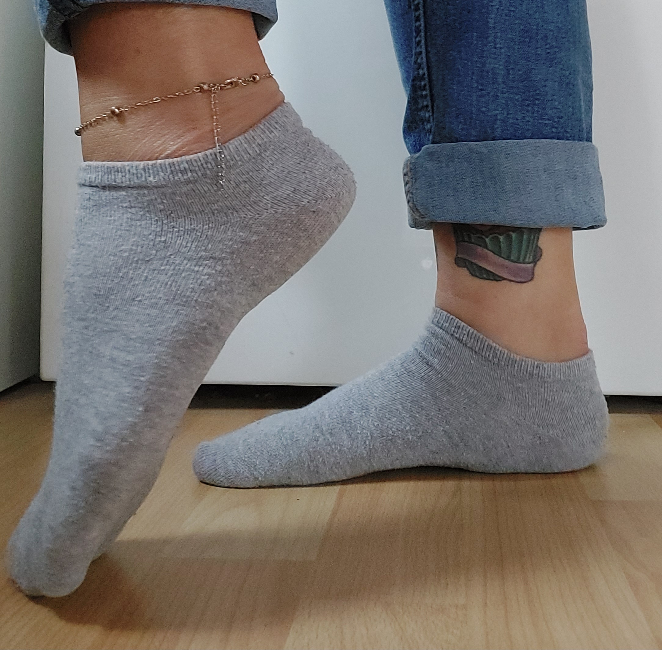 Getragene strümpfe und BH's