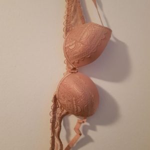 Schöner getragener Bh