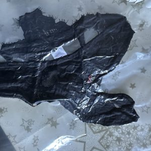 Feuchter String vakumiert