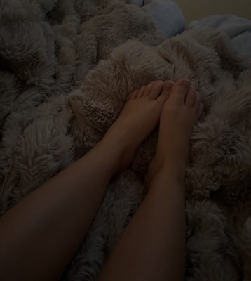 Feet pics