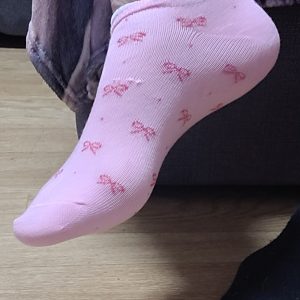 Getragene Socken oder Halterlose