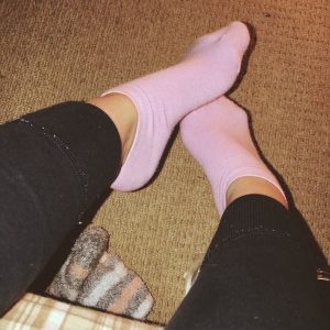 Hübsches Bild von Füßen mit Socken