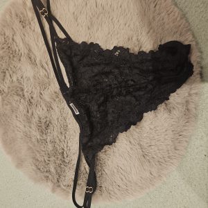 Heißer schwarzer string