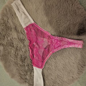 Pink-weißer tanga