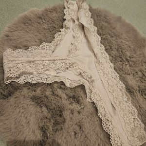 Weißer heißer string