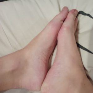 Exklusive Fußbilder – nur nach Zahlung