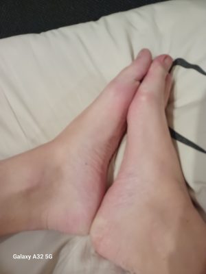 Exklusive Fußbilder – nur nach Zahlung
