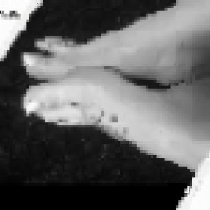 5 ästhetische schwarz - weiß Fußfotos