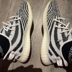 Adidas Yeezy Boost Zebra 43
