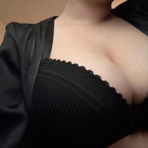 Black lace Bra (size 85C)