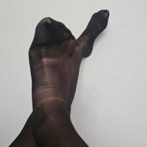 Getragene Nylonstrumpfhose