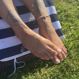 Splashy Feet