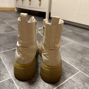 Getragene Boots