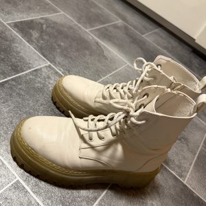 Getragene Boots
